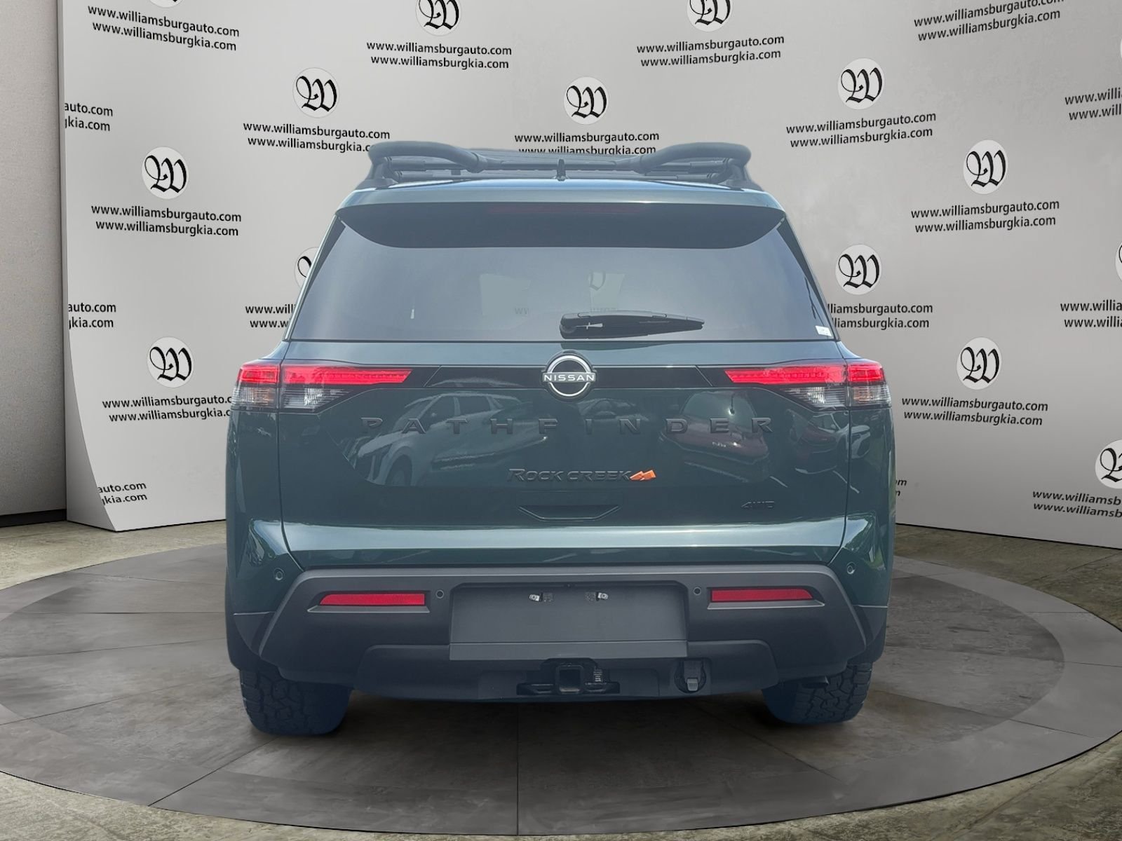 Used 2025 Nissan Pathfinder Rock Creek AWD/4WD image 4