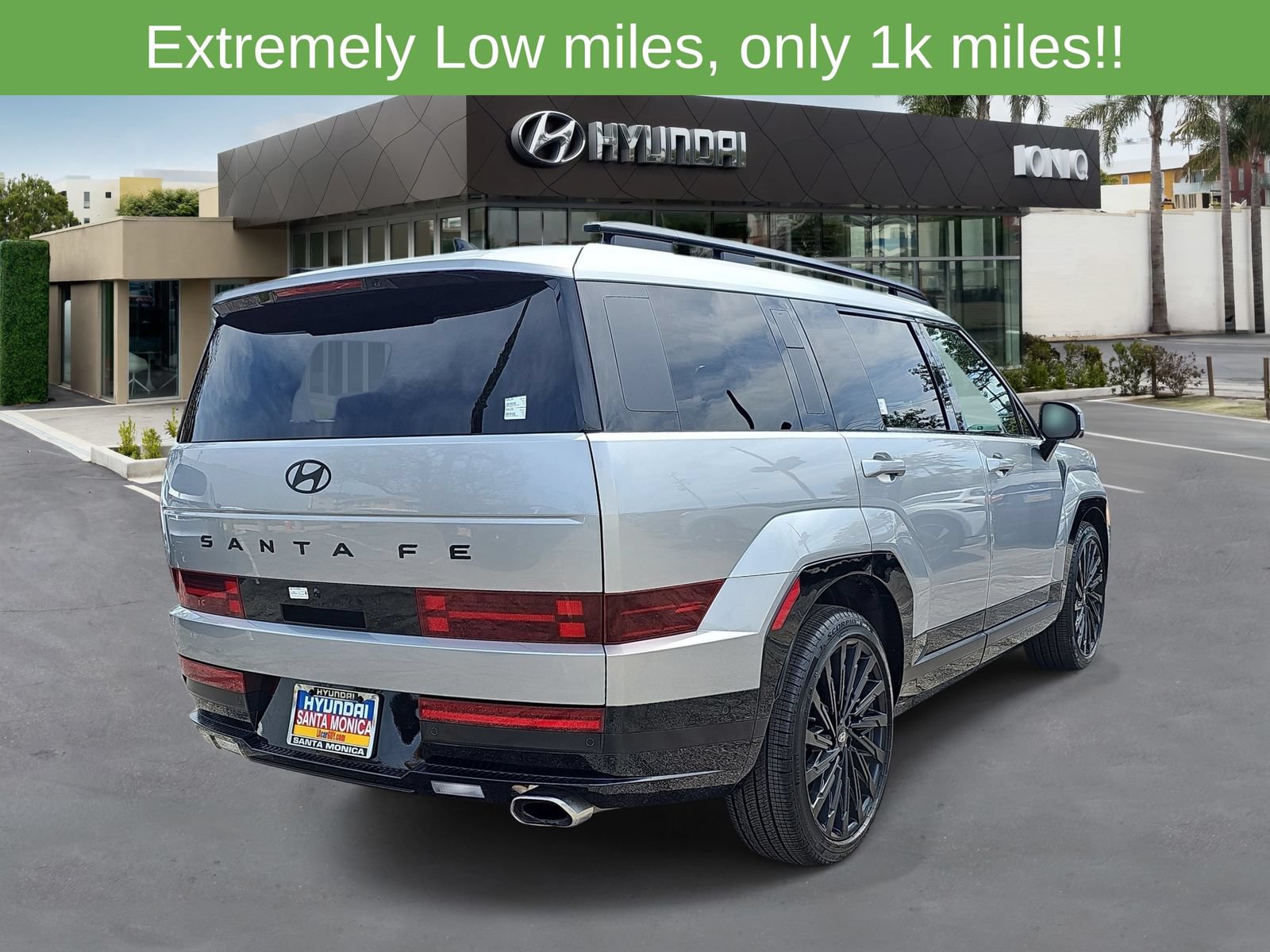 Used 2025 Hyundai Santa Fe Calligraphy FWD image 3