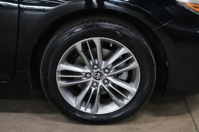 Used 2015 Toyota Camry SE FWD image 31