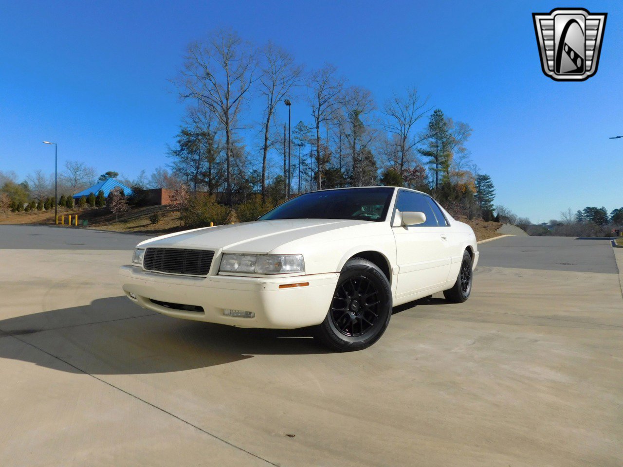 Used 2002 Cadillac Eldorado Collector's Edition image 2