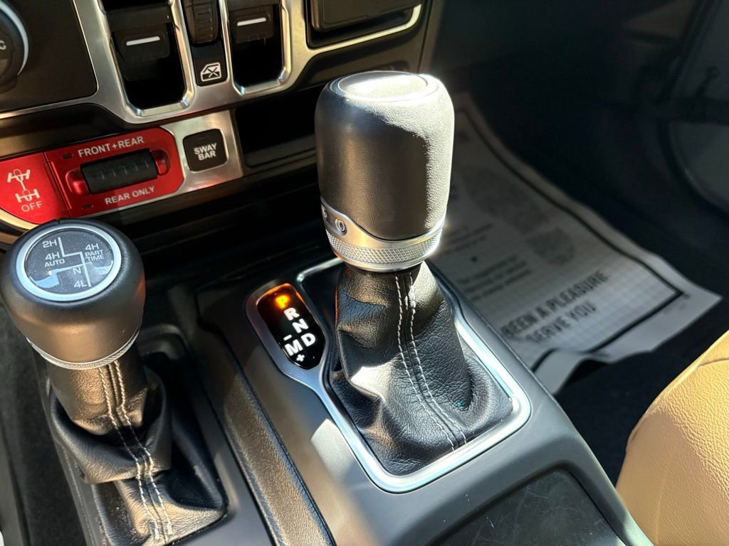 Used 2022 Jeep Wrangler Unlimited Rubicon 4xe w/ Dual Top Group image 36