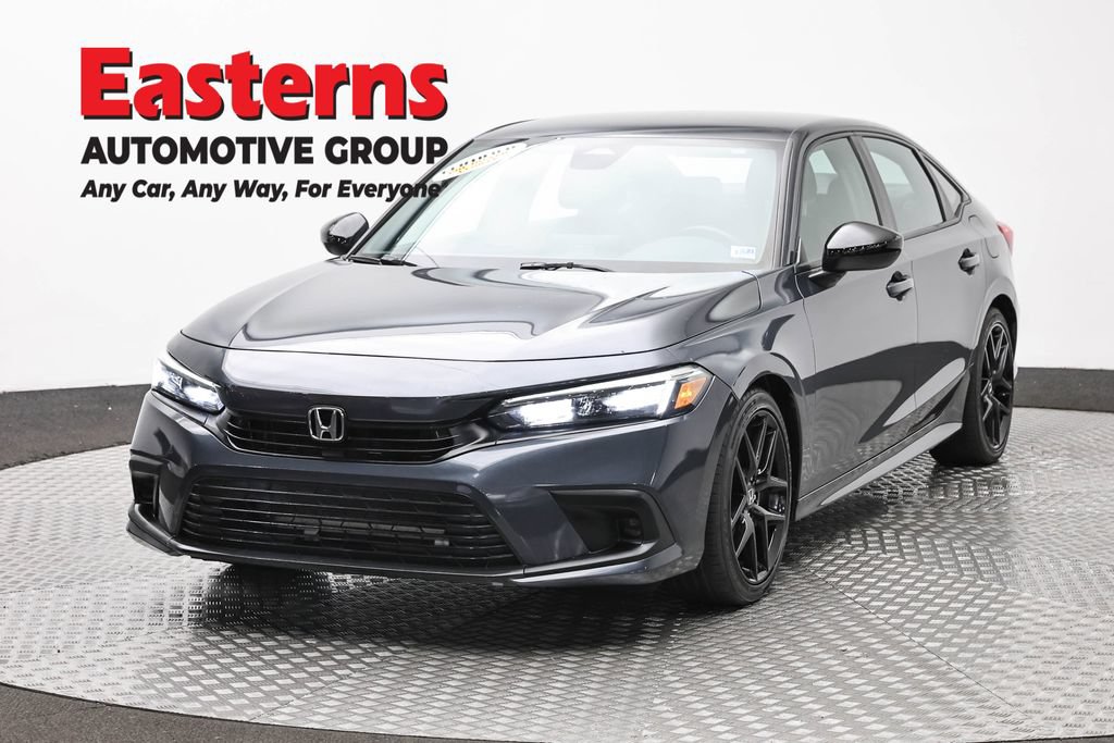 Used 2023 Honda Civic Sport image 1
