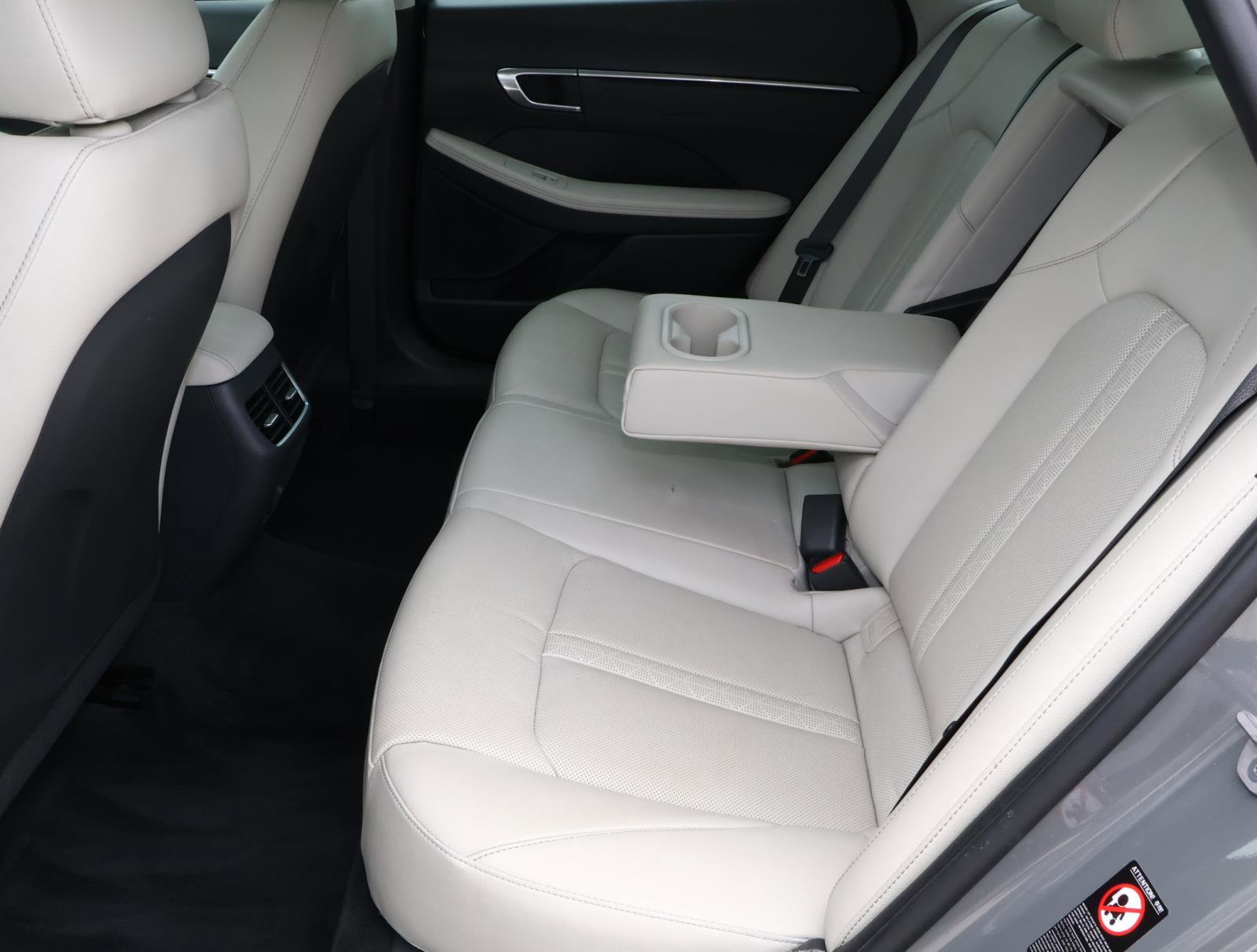 Used 2023 Hyundai Sonata Limited FWD image 20