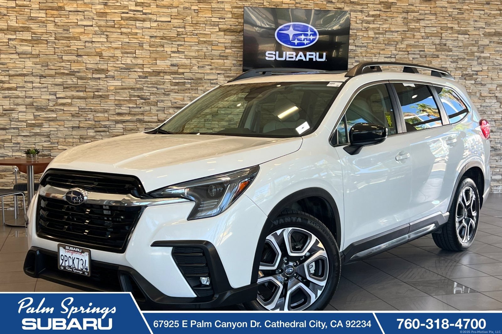 Certified 2024 Subaru Ascent Limited w/ Technology Package AWD/4WD image 1