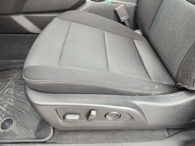 Used 2023 Chevrolet Colorado Trail Boss w/ Technology Package AWD/4WD image 25
