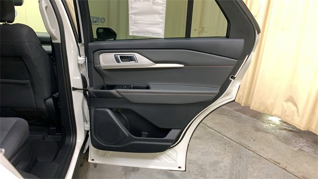 Certified 2025 Ford Explorer Active image 13