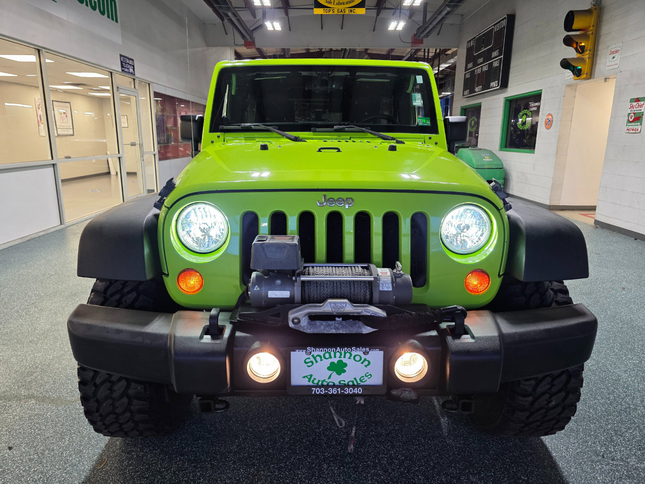 Used 2013 Jeep Wrangler Unlimited Sport image 3