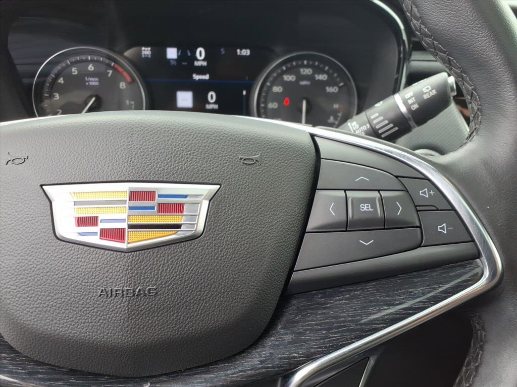Used 2023 Cadillac XT5 Premium Luxury w/ Technology Package AWD/4WD image 21