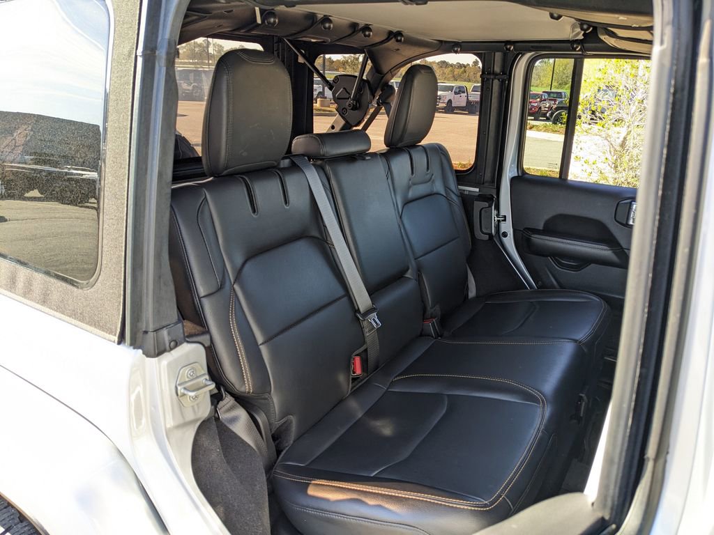 Used 2024 Jeep Wrangler Unlimited Sahara w/ Technology Group image 49