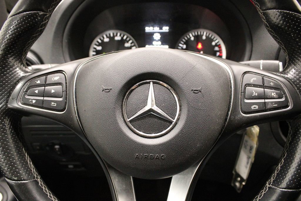 Used 2018 Mercedes-Benz Metris Passenger image 19