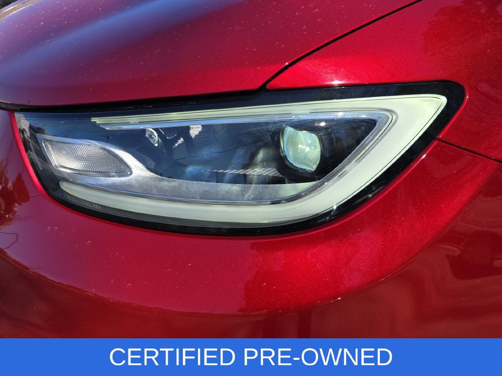 Used 2025 Chrysler Pacifica Limited FWD image 32