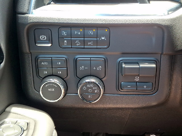 New 2026 Chevrolet Tahoe Premier AWD/4WD image 17