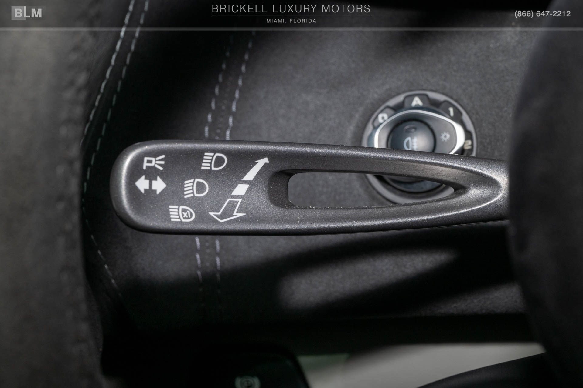 Used 2018 McLaren 570S Coupe RWD image 28