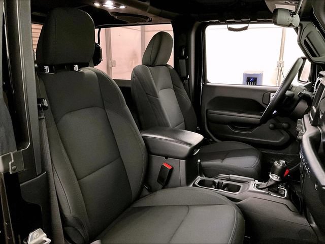 Used 2023 Jeep Wrangler Sport AWD/4WD image 7