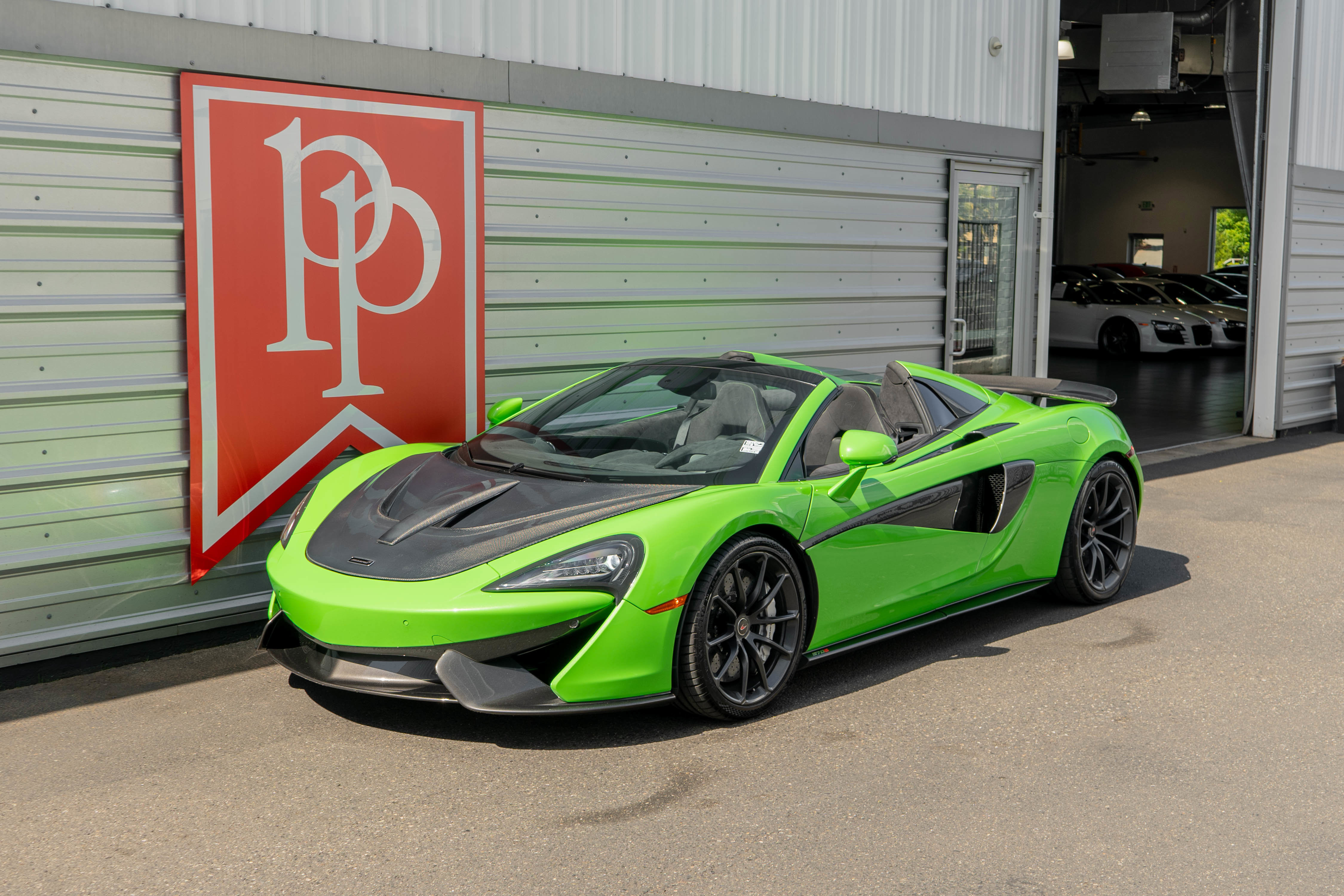 Used 2018 McLaren 570S Spider RWD image 26
