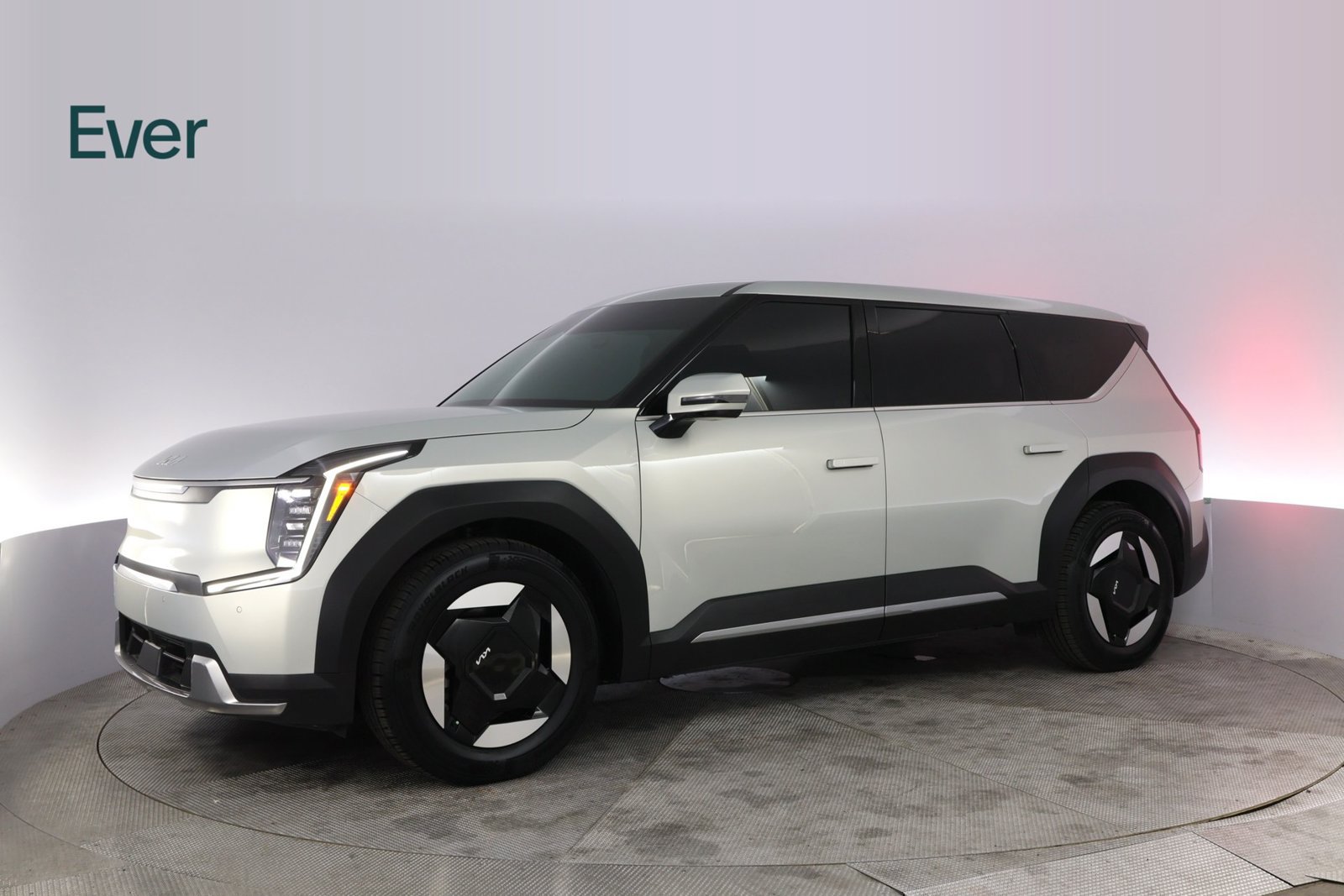 Used 2024 Kia EV9 Light Long Range RWD image 18