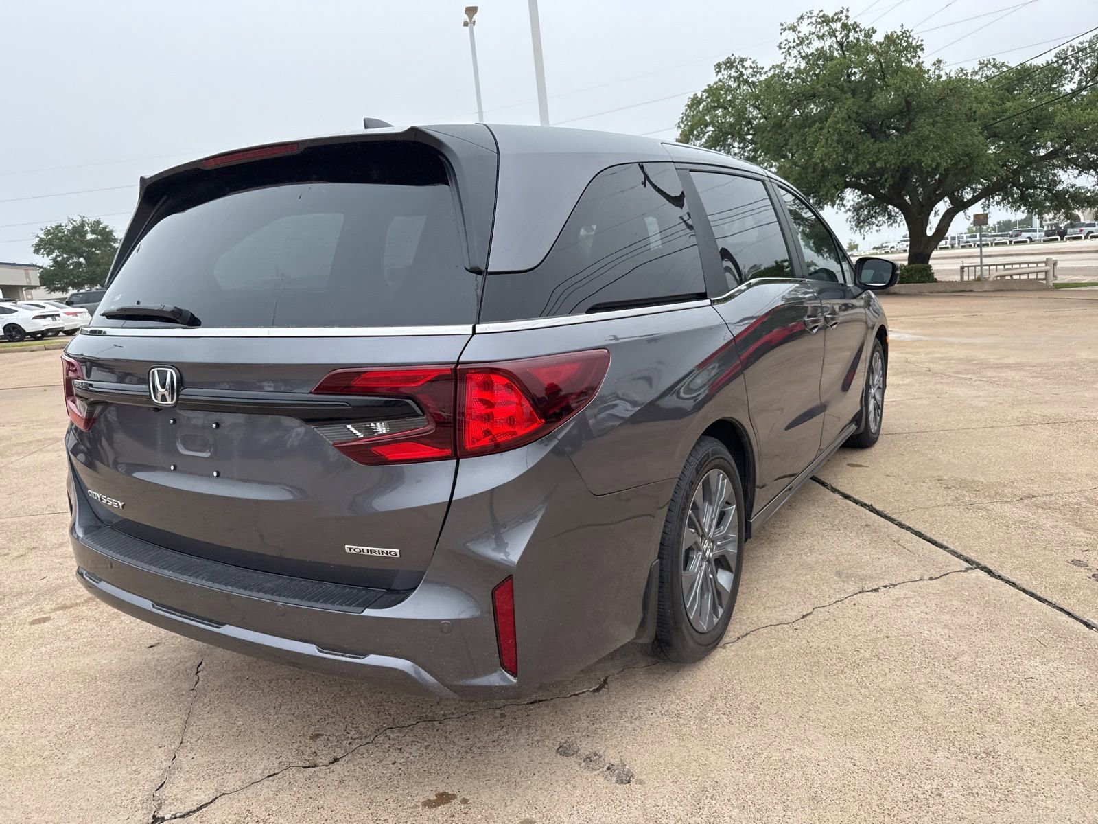 Used 2026 Honda Odyssey Touring image 7