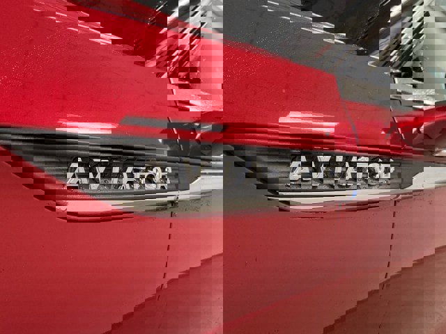 New 2025 Lincoln Aviator AWD w/ Equipment Group 101A image 12