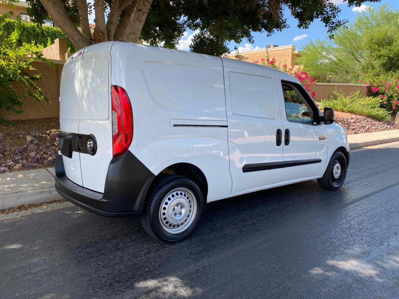 Used 2018 RAM ProMaster City Tradesman FWD image 3