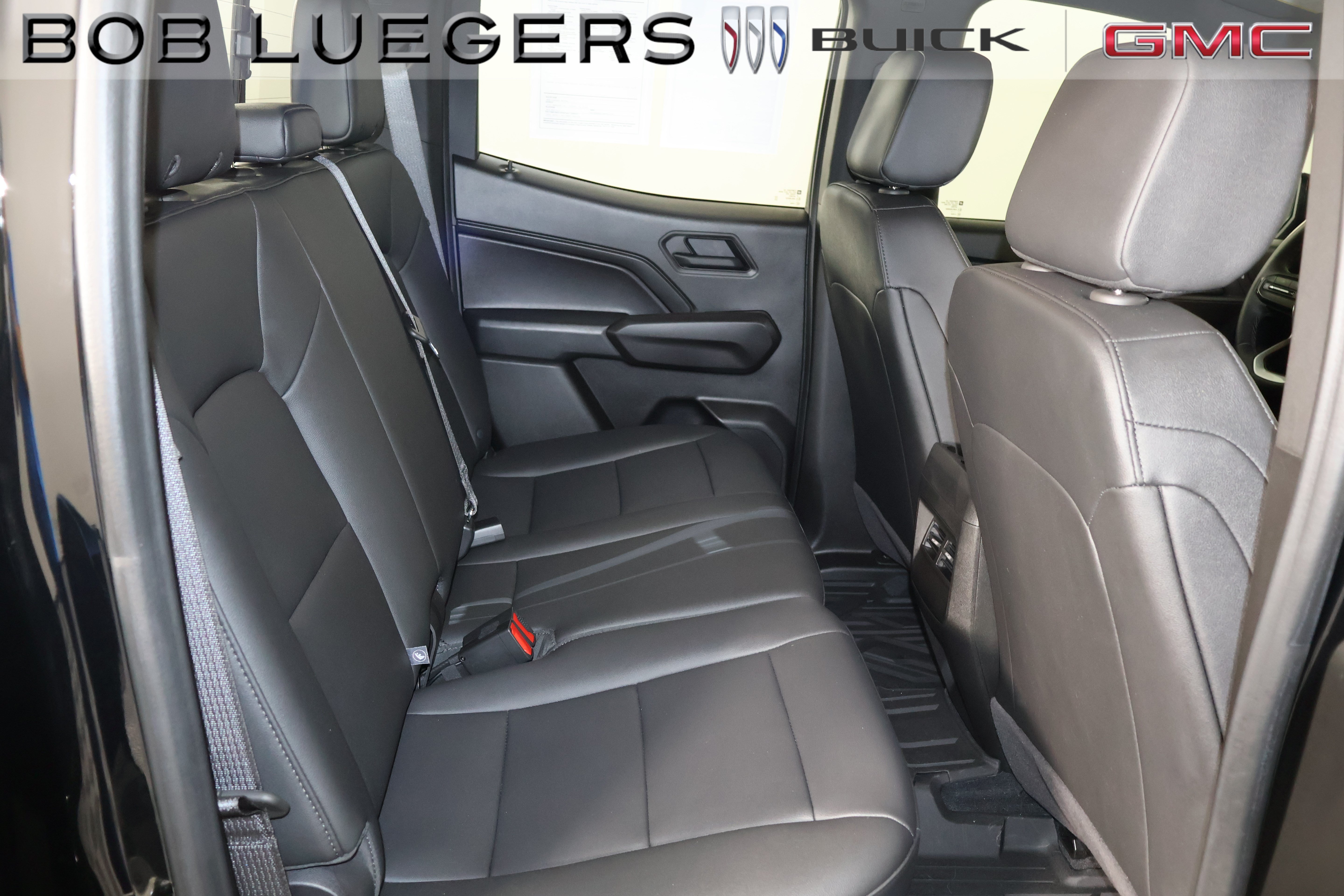 Certified 2025 Chevrolet Colorado Trail Boss AWD/4WD image 16