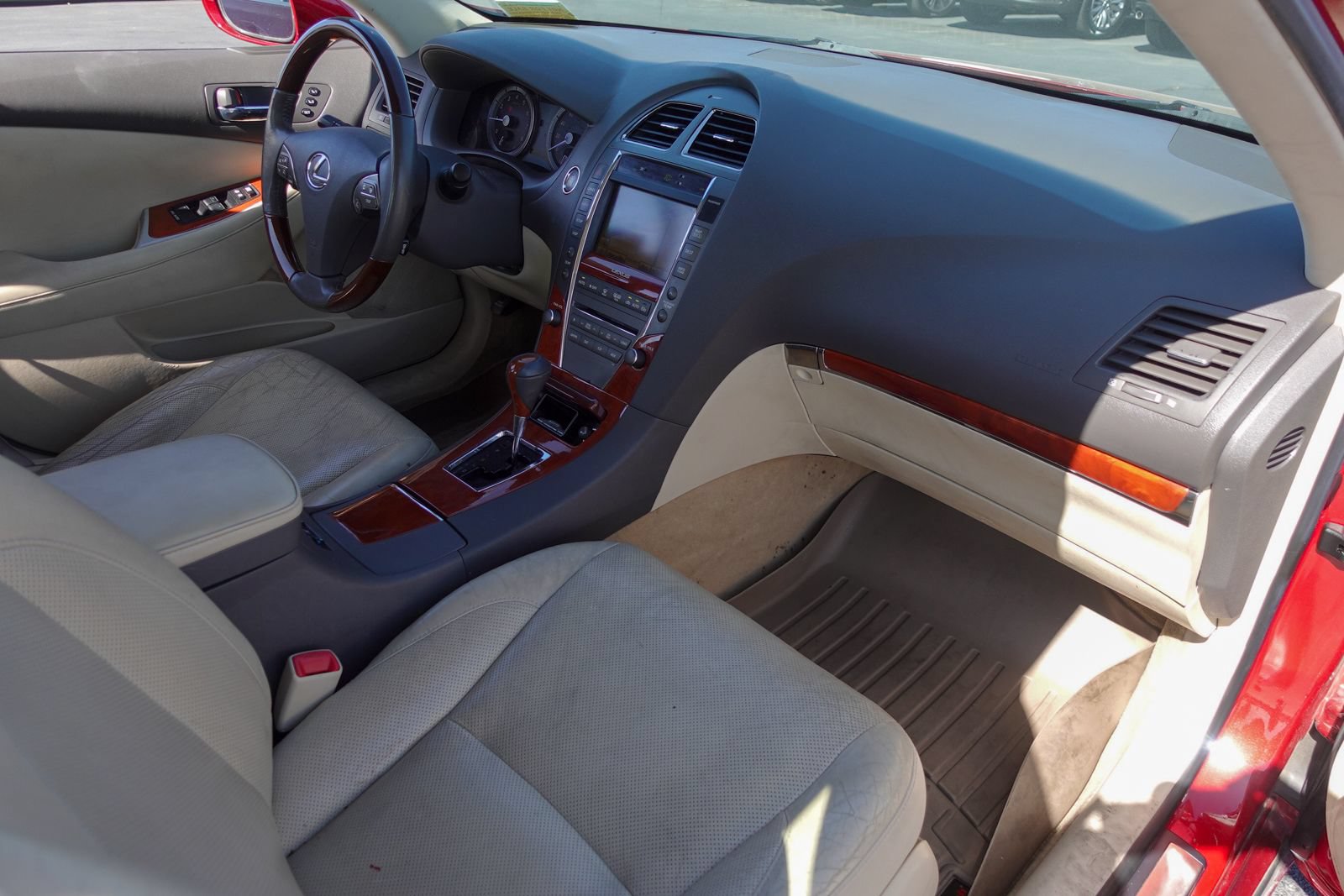 Used 2011 Lexus ES 350 FWD image 11