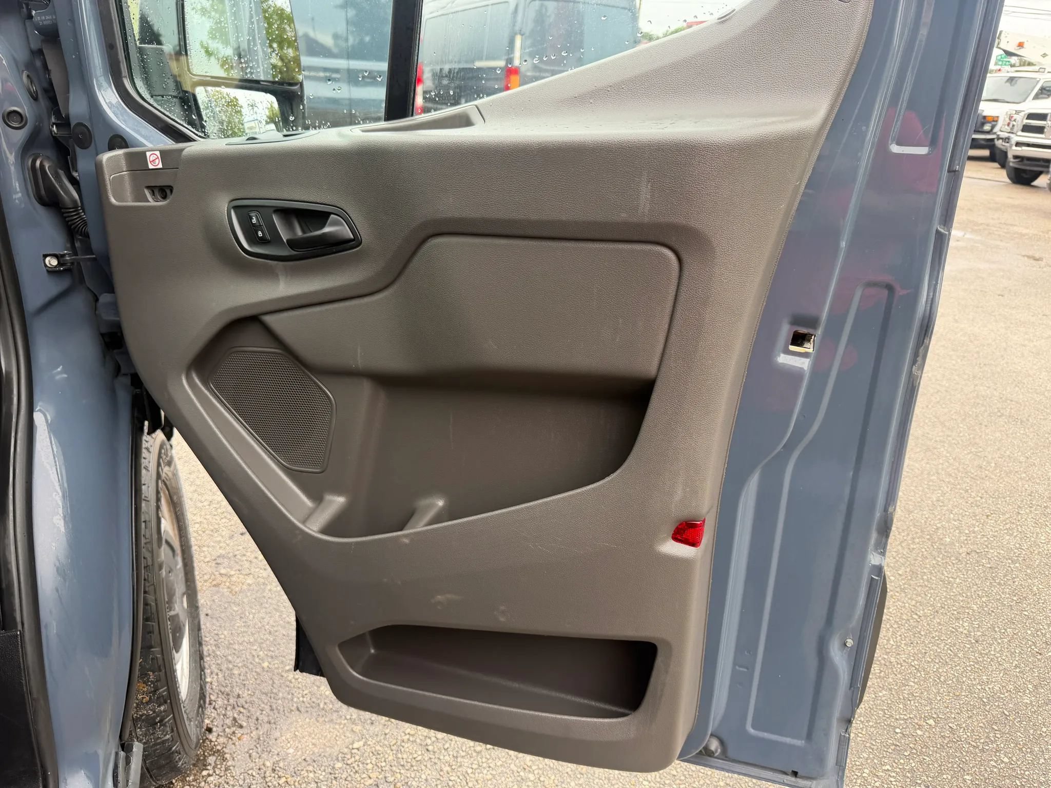 Used 2020 Ford Transit 250 148 High Roof Extended RWD image 14