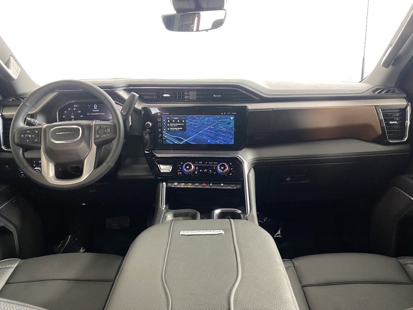 Used 2025 GMC Sierra 3500 Denali w/ Denali Reserve Package image 10