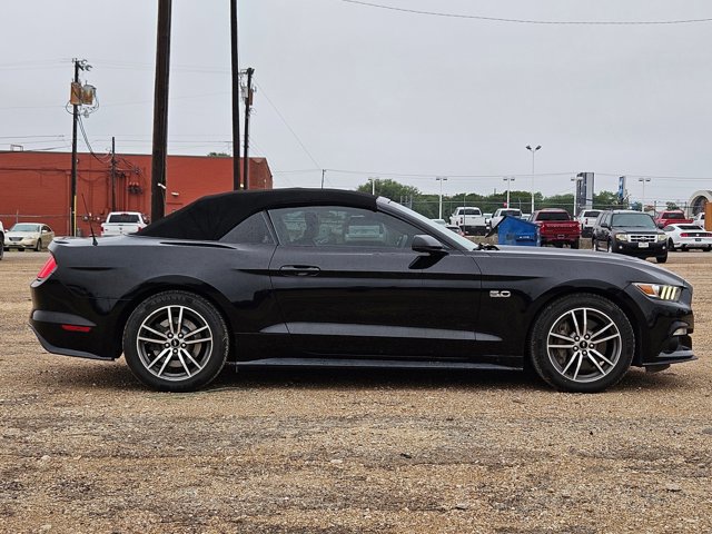 Used 2017 Ford Mustang GT Premium RWD image 4