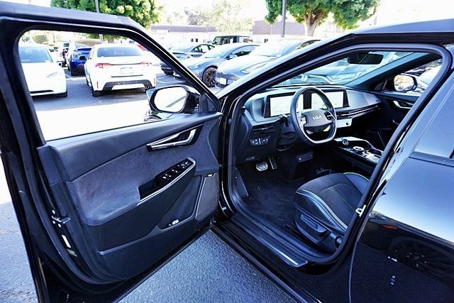Used 2023 Kia EV6 GT AWD/4WD image 44