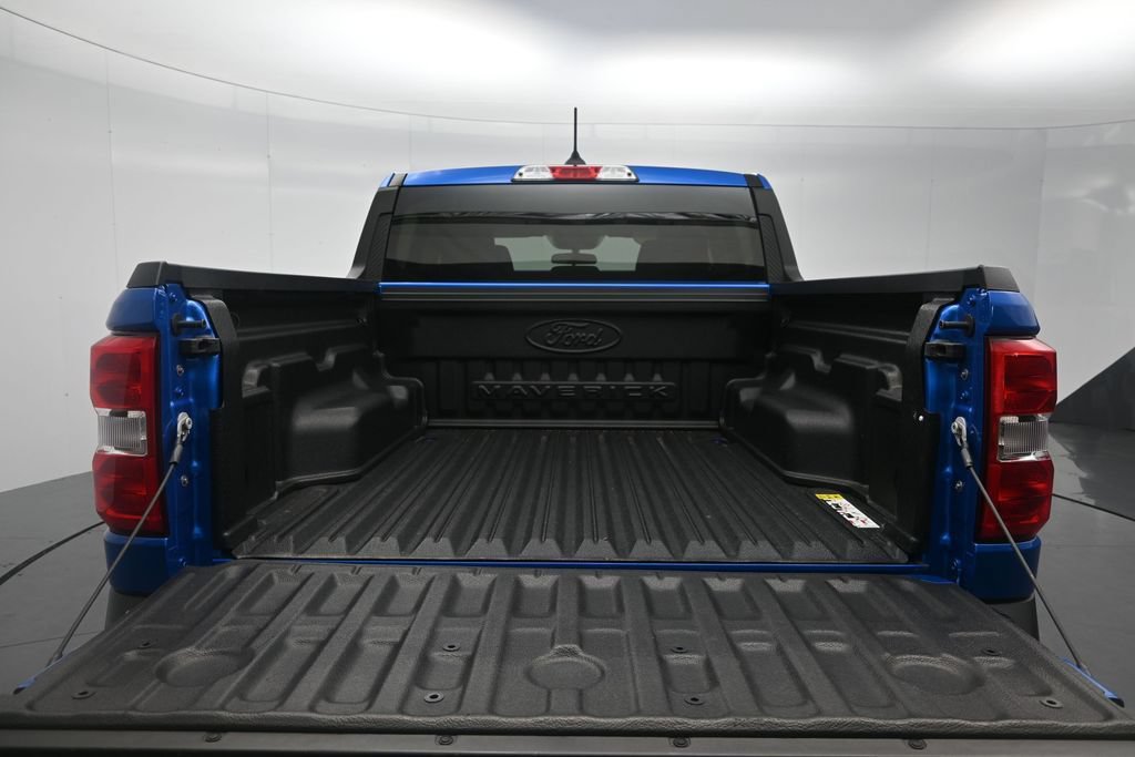 Used 2025 Ford Maverick XL w/ Equipment Group 102A AWD/4WD image 16
