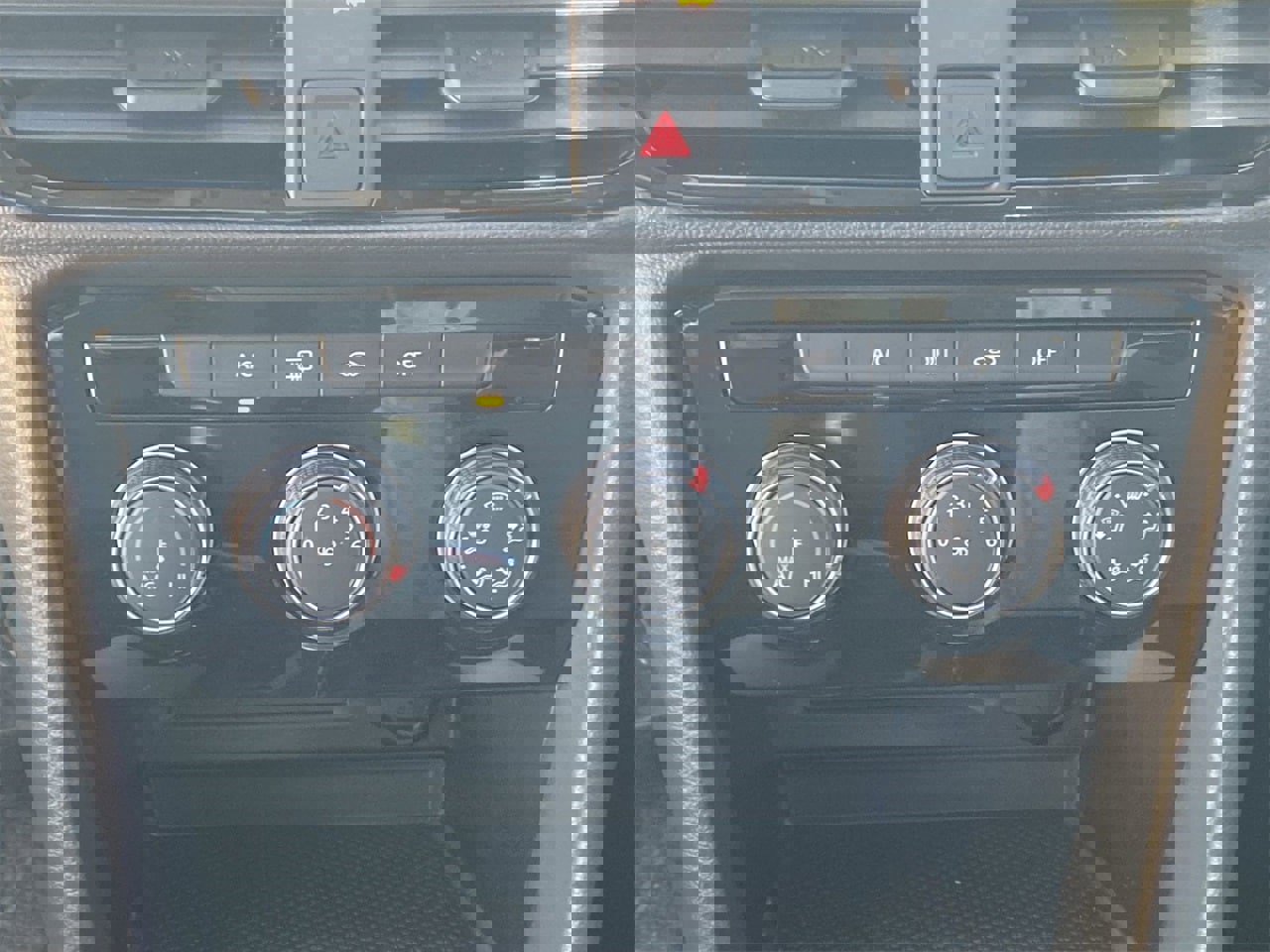 New 2026 Volkswagen Taos S image 24