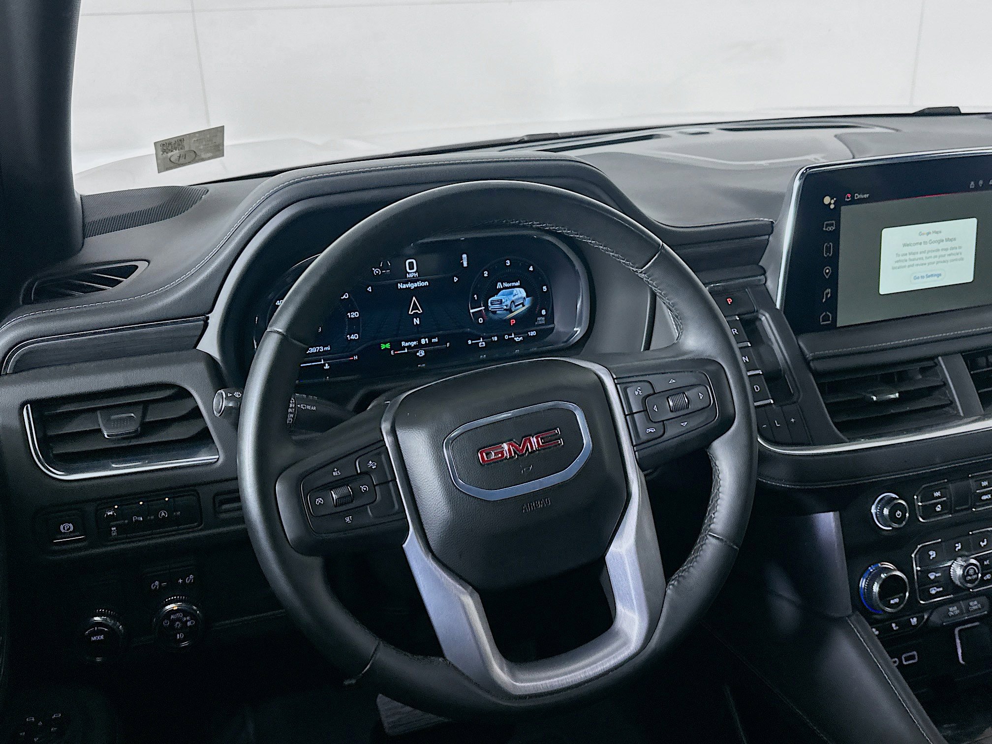 Used 2024 GMC Yukon SLT image 18