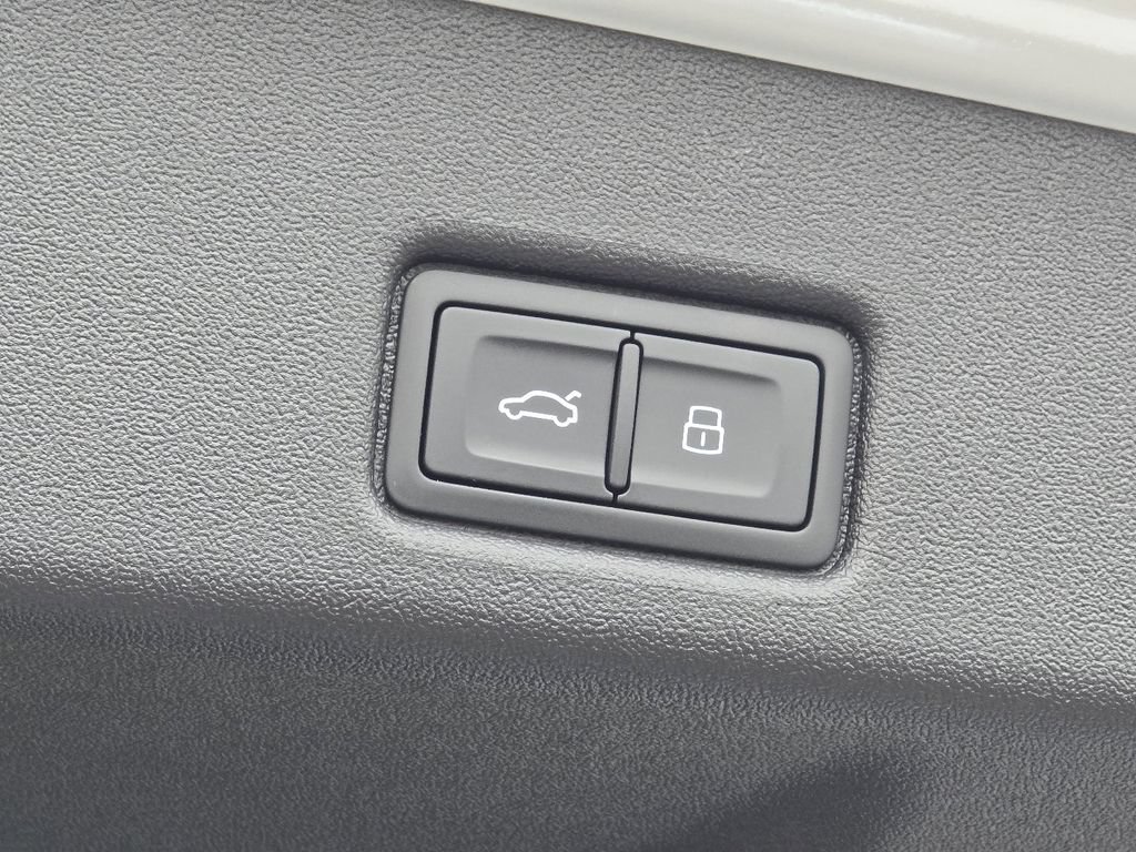 New 2026 Audi Q5 Premium Plus AWD/4WD image 18