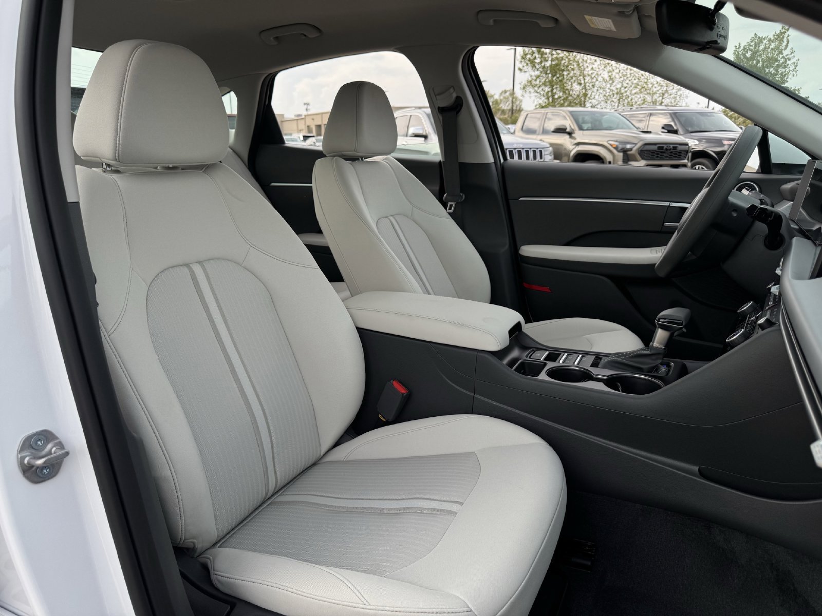 Certified 2026 Hyundai Sonata SE FWD image 25