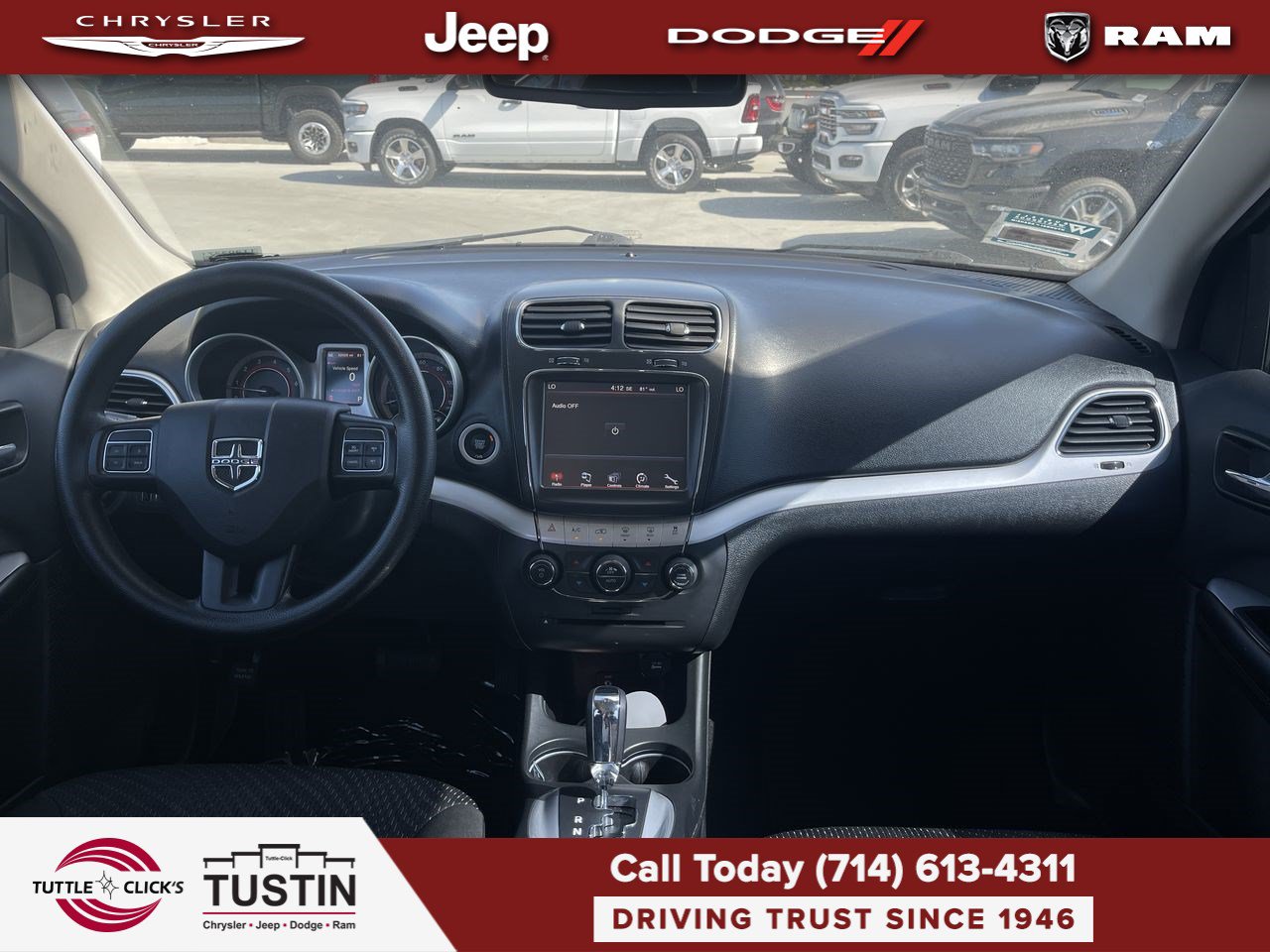 Used 2019 Dodge Journey SE FWD image 2