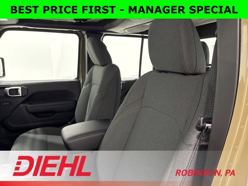 New 2026 Jeep Gladiator Sport AWD/4WD image 17