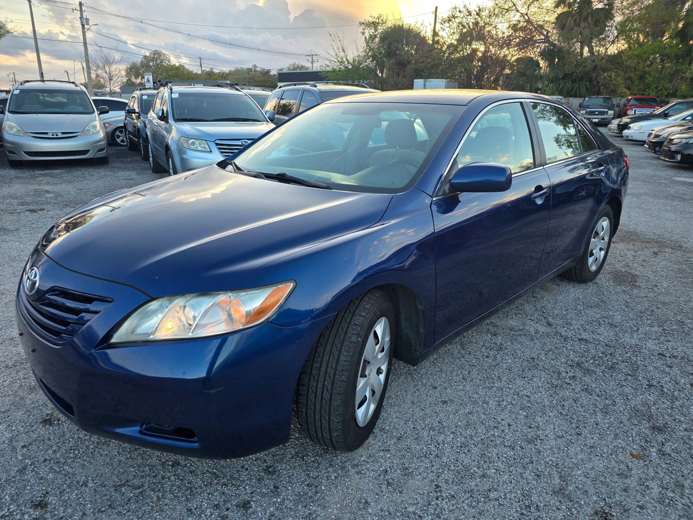 Used 2008 Toyota Camry LE image 3