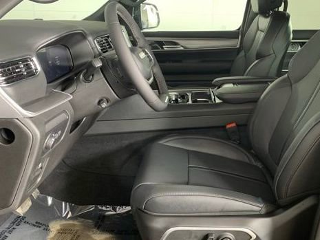 New 2026 Jeep Grand Wagoneer L Limited image 10