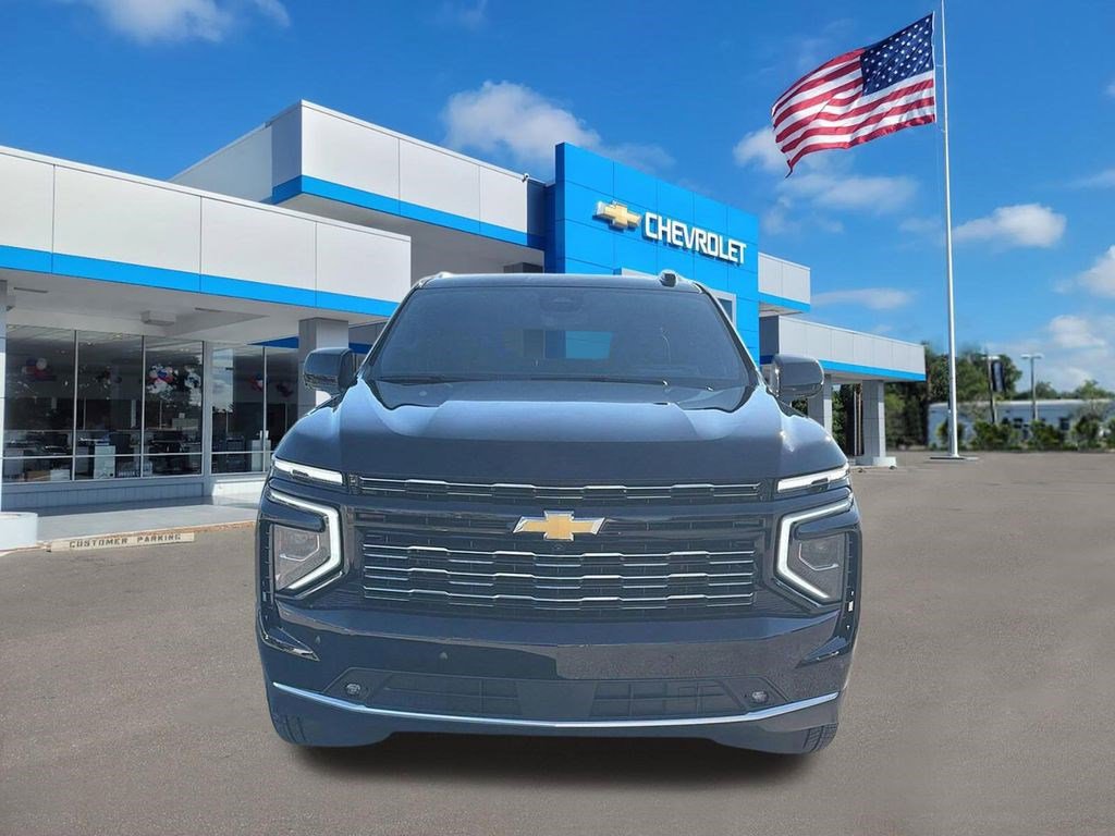 Used 2025 Chevrolet Suburban High Country RWD image 9