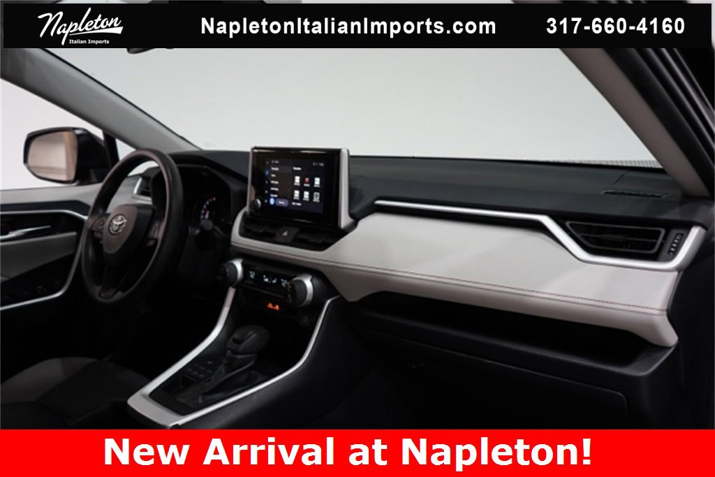 Used 2024 Toyota RAV4 XLE image 16