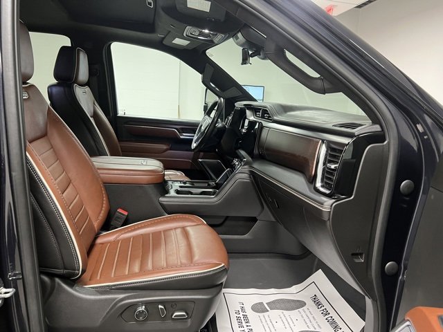 Used 2024 GMC Sierra 3500 Denali Ultimate image 59