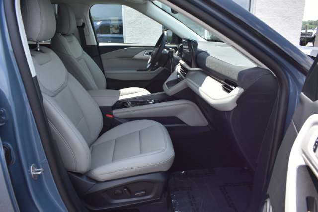 New 2026 Ford Explorer Active w/ Active Comfort Package AWD/4WD image 44