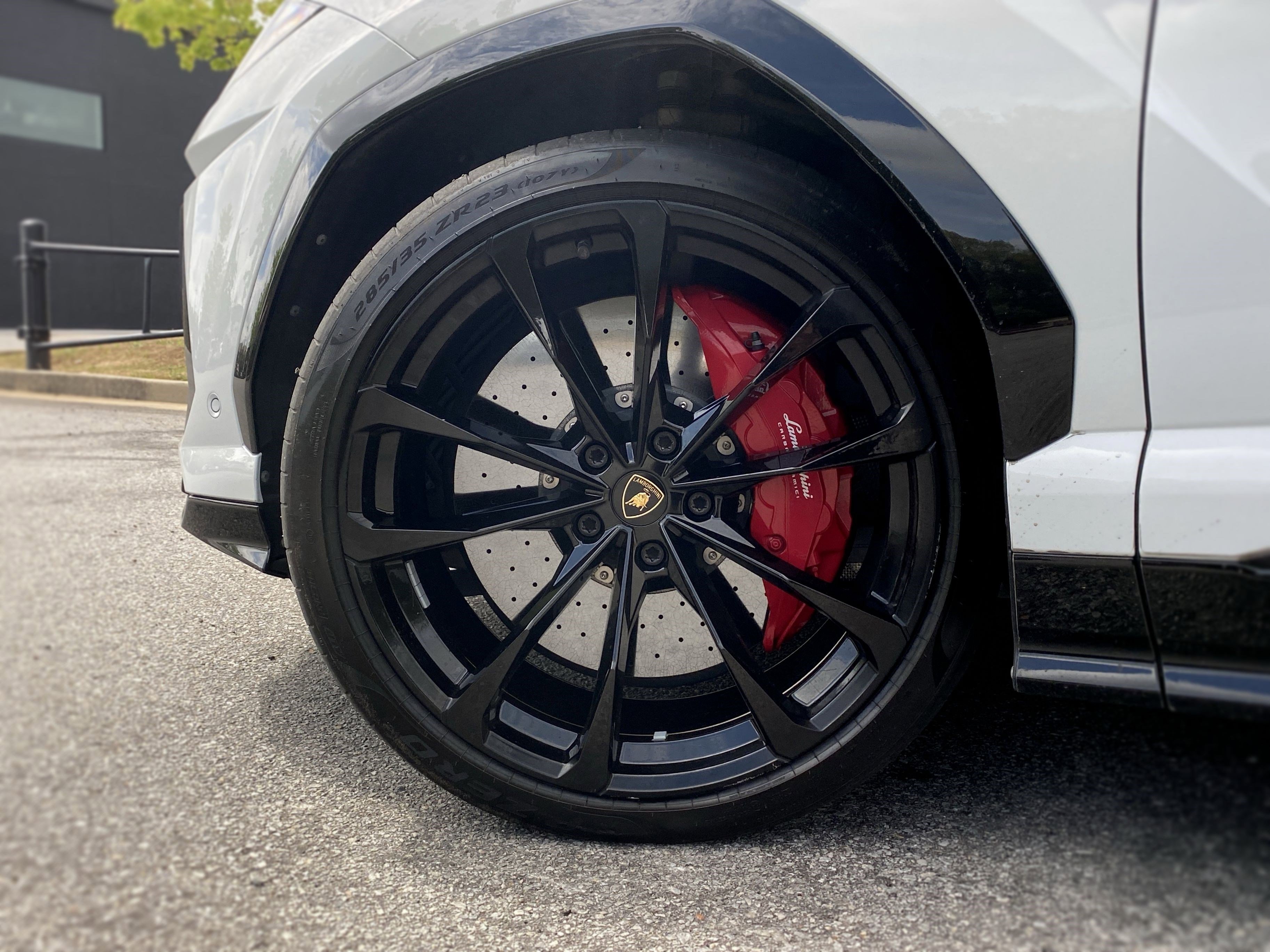 Used 2022 Lamborghini Urus image 15