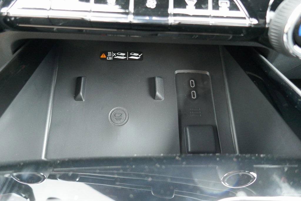 New 2026 Chevrolet Silverado EV LT image 18