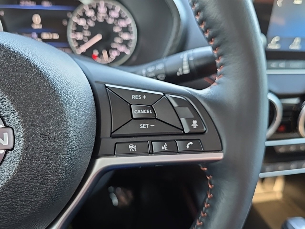 Used 2024 Nissan Sentra SR w/ SR Premium Package image 23