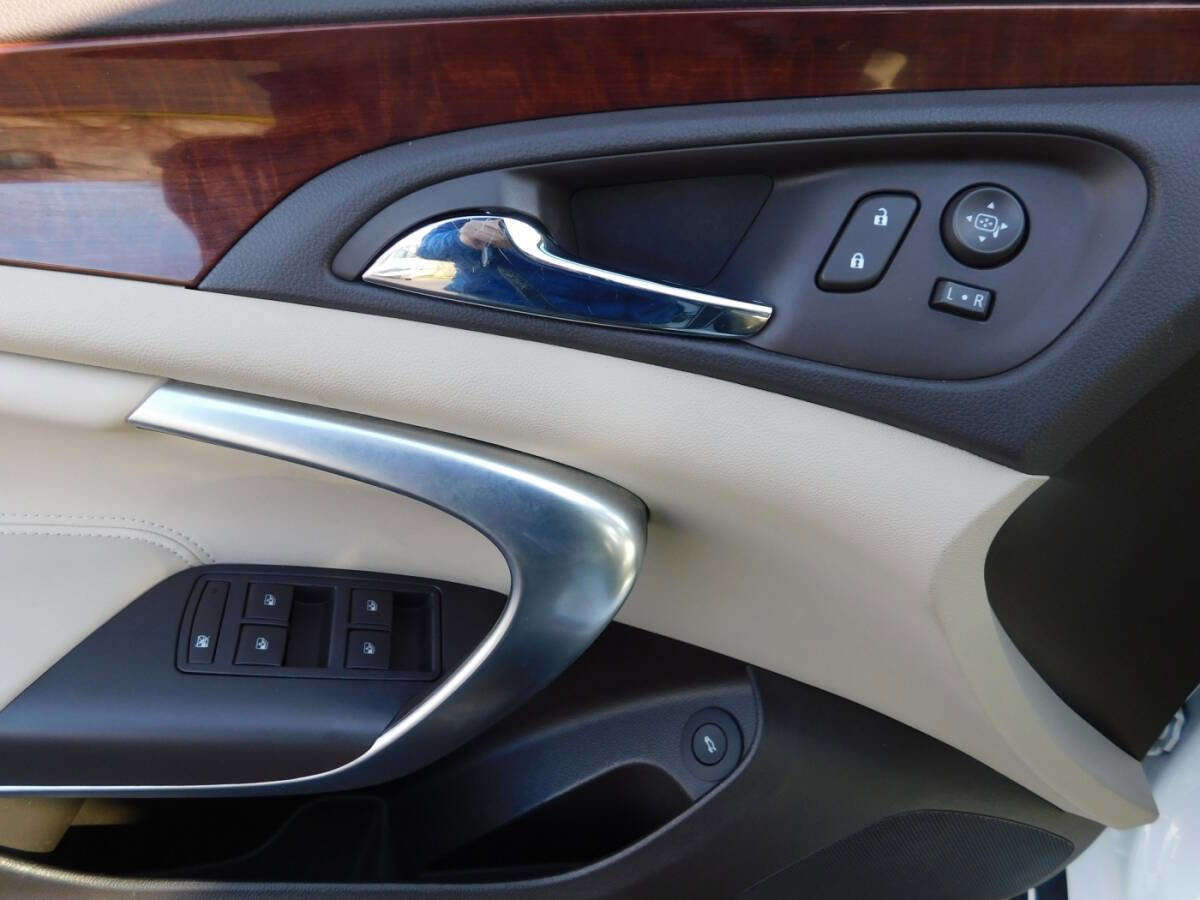 Used 2014 Buick Regal image 18