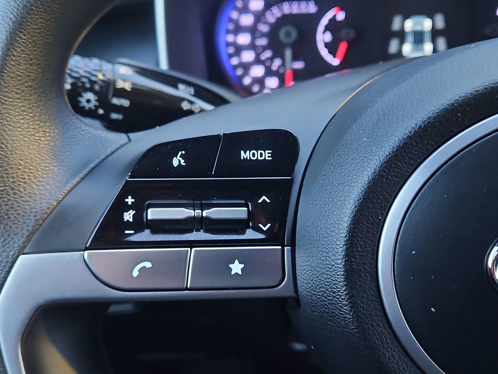 Certified 2023 Hyundai Santa Cruz SEL image 17