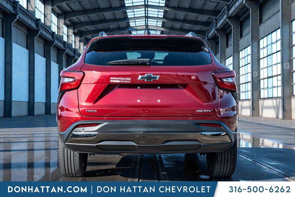 Used 2024 Chevrolet Trax ACTIV w/ Driver Confidence Package image 31