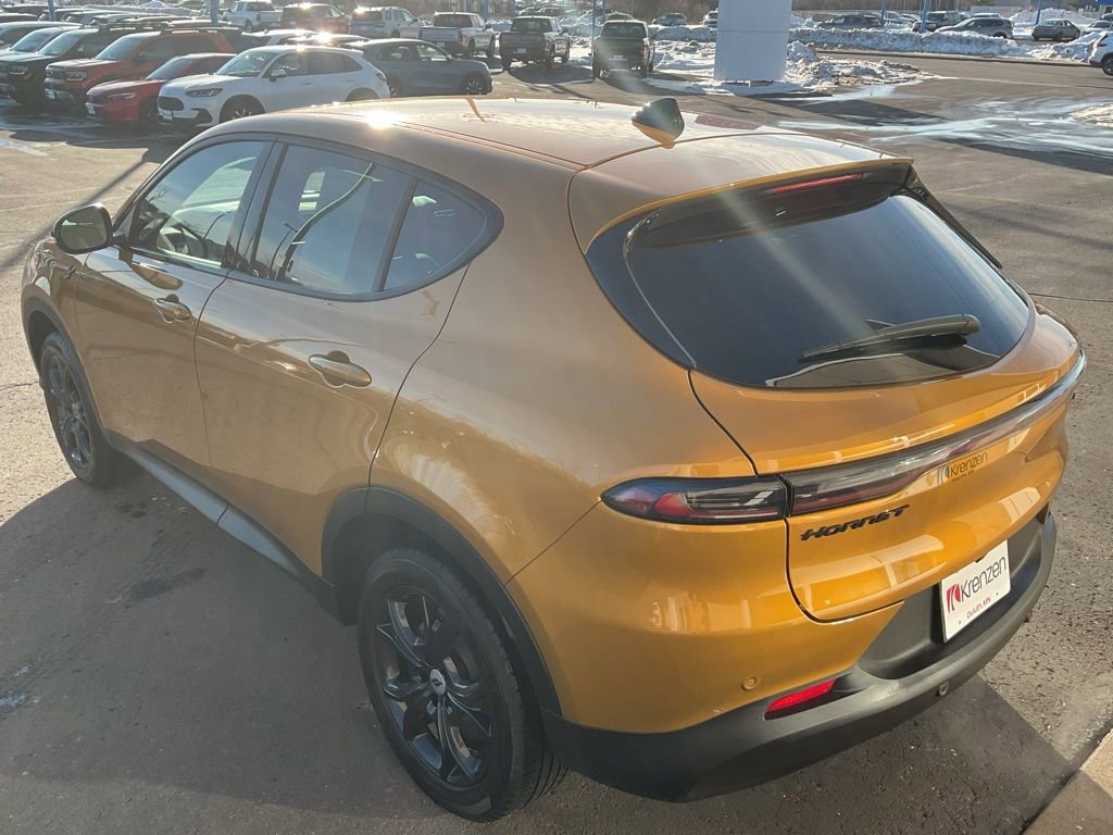 Used 2024 Dodge Hornet GT w/ GT Blacktop Package image 7