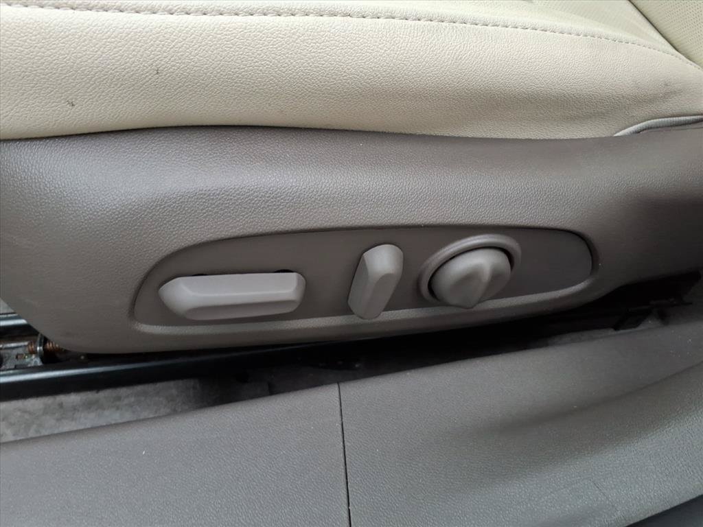 Used 2024 Chevrolet Malibu LT FWD image 25
